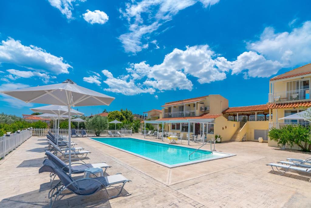 Leonidas Resort photo