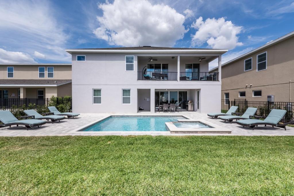 Vivid Elite Home with Theater Room & Games near Disney by Rentyl - 7608W photo