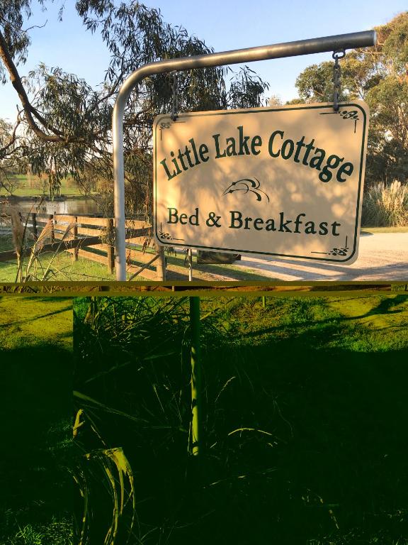 Little Lake Cottage — Hotel in Nyora
