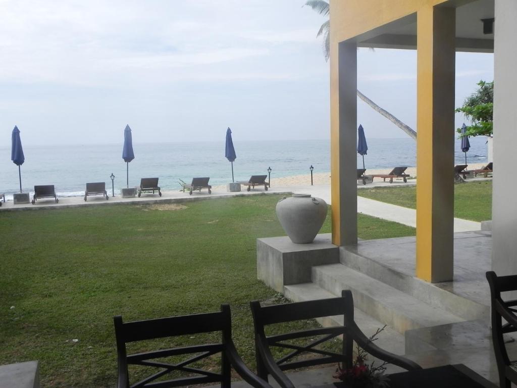 Amanda Beach Villas photo