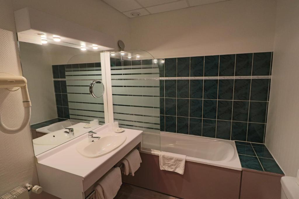 Logis-Hotel des Oliviers photo
