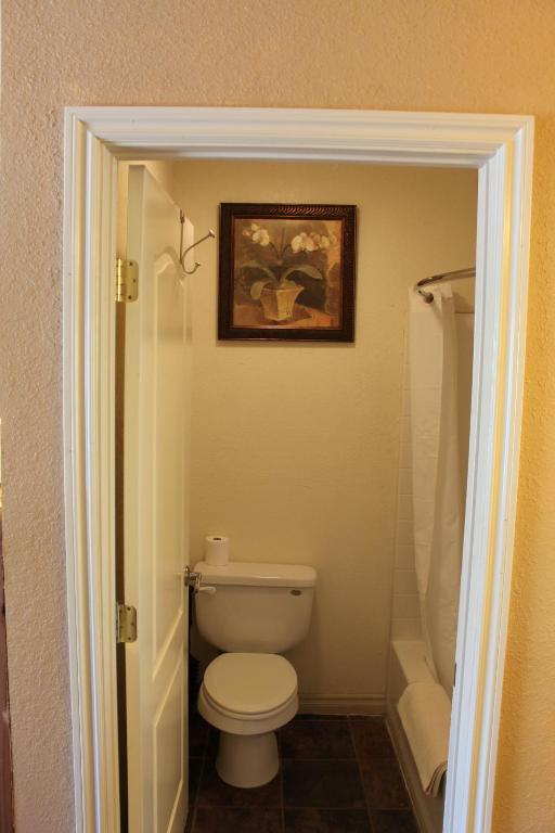 Whitney Portal Hotel And Hostel photo