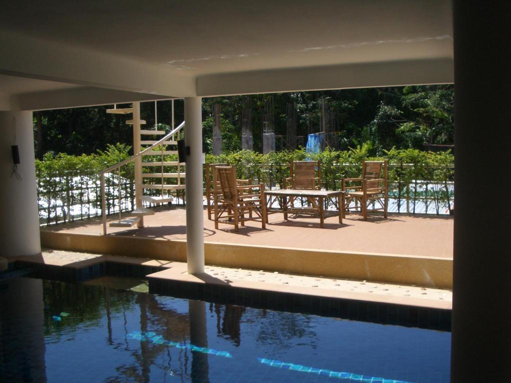 Surin villa photo