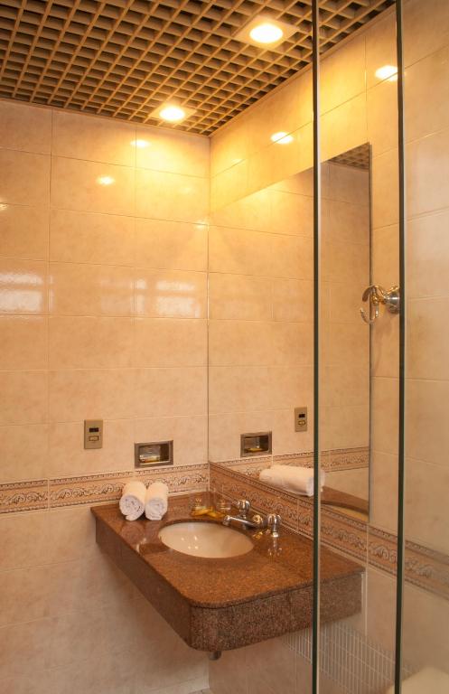 King Hotel photo