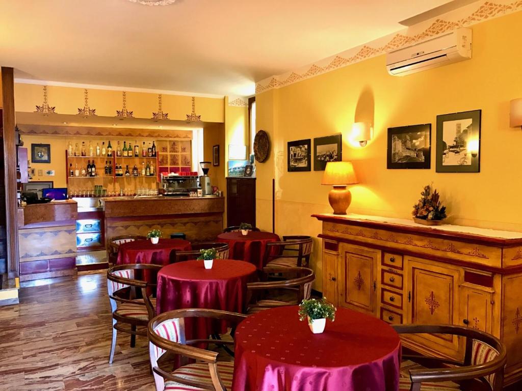 Hotel Berti photo