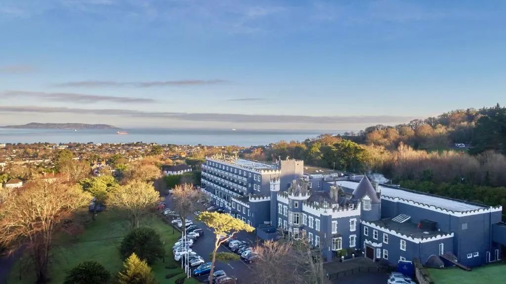 Fitzpatrick Castle Hotel, hotel in Dalkey