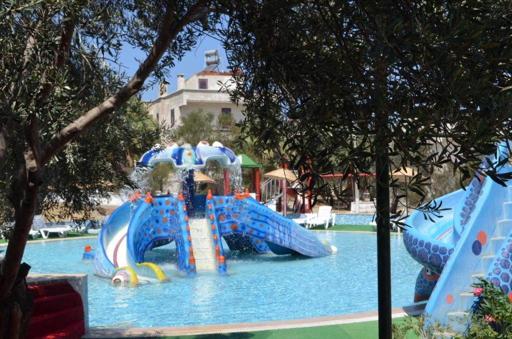 zeytin apart otel aquapark in ayvalik turkey reviews prices planet of hotels