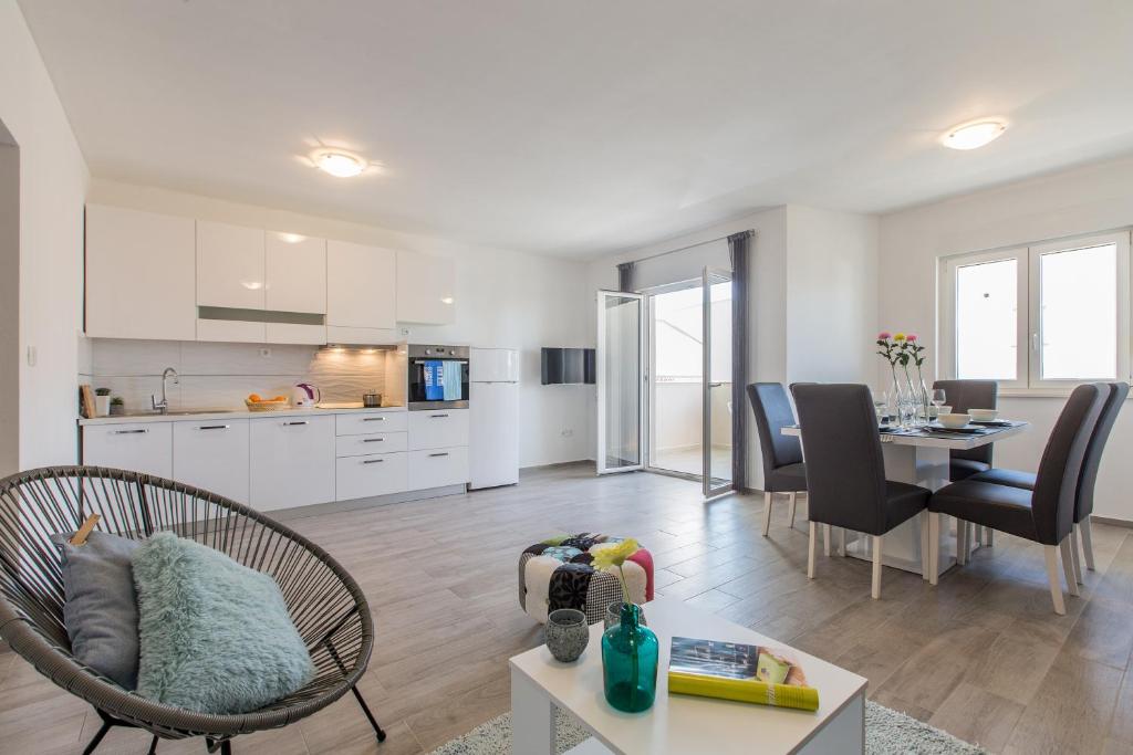 Maiv Residence - Family & Seaside Suites, Rogoznica