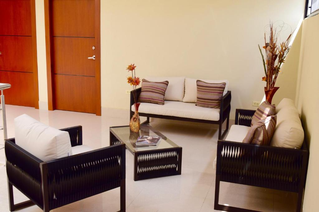 Hotel Apart Guayaquil Aeropuerto photo