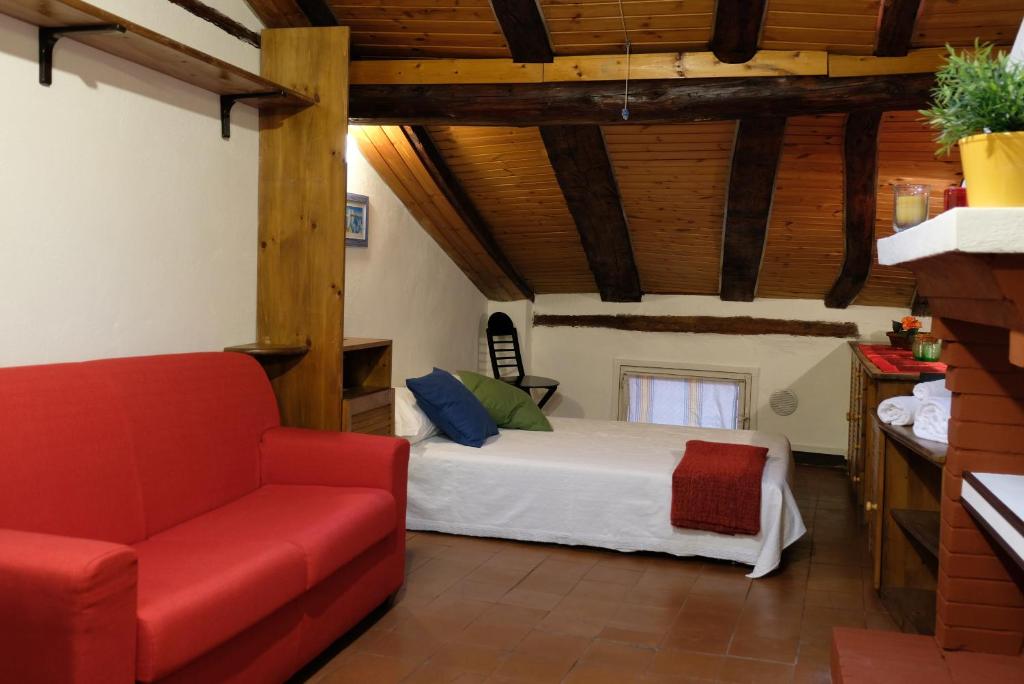 GuestHost - Castiglione Lovely Mansarda - 2