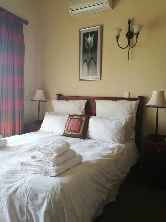 Krige Lodge B&B photo