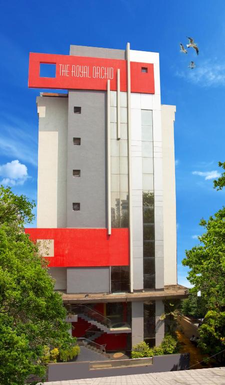 The Royal Orchid Hotel, Chembur photo