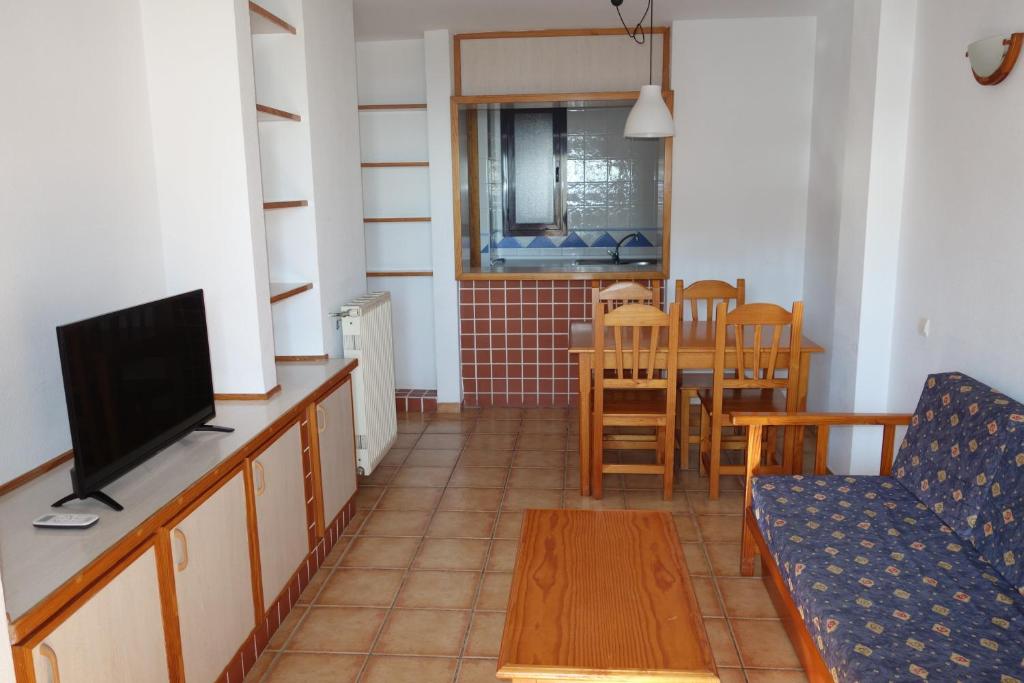 Apartamentos Estrella De Mar — Hotel rooms in Roquetas de Mar, Andalusia