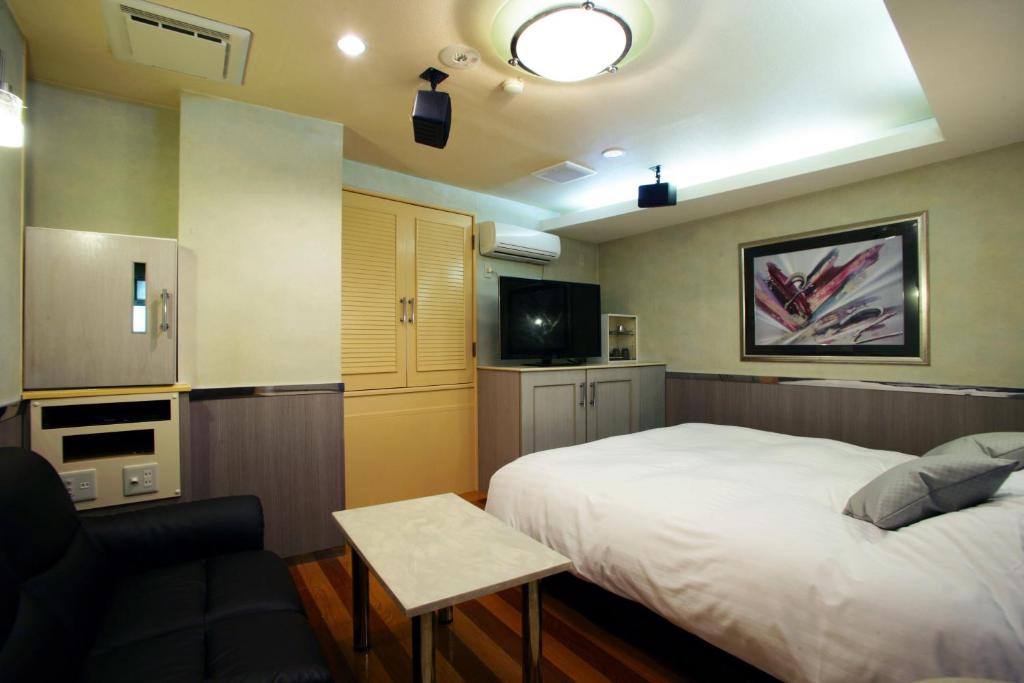 Hotel AQUA Blue Yokosuka (Adult Only) photo