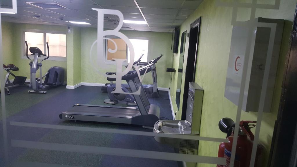 Boulevard City Suites Hotel Apartments photo