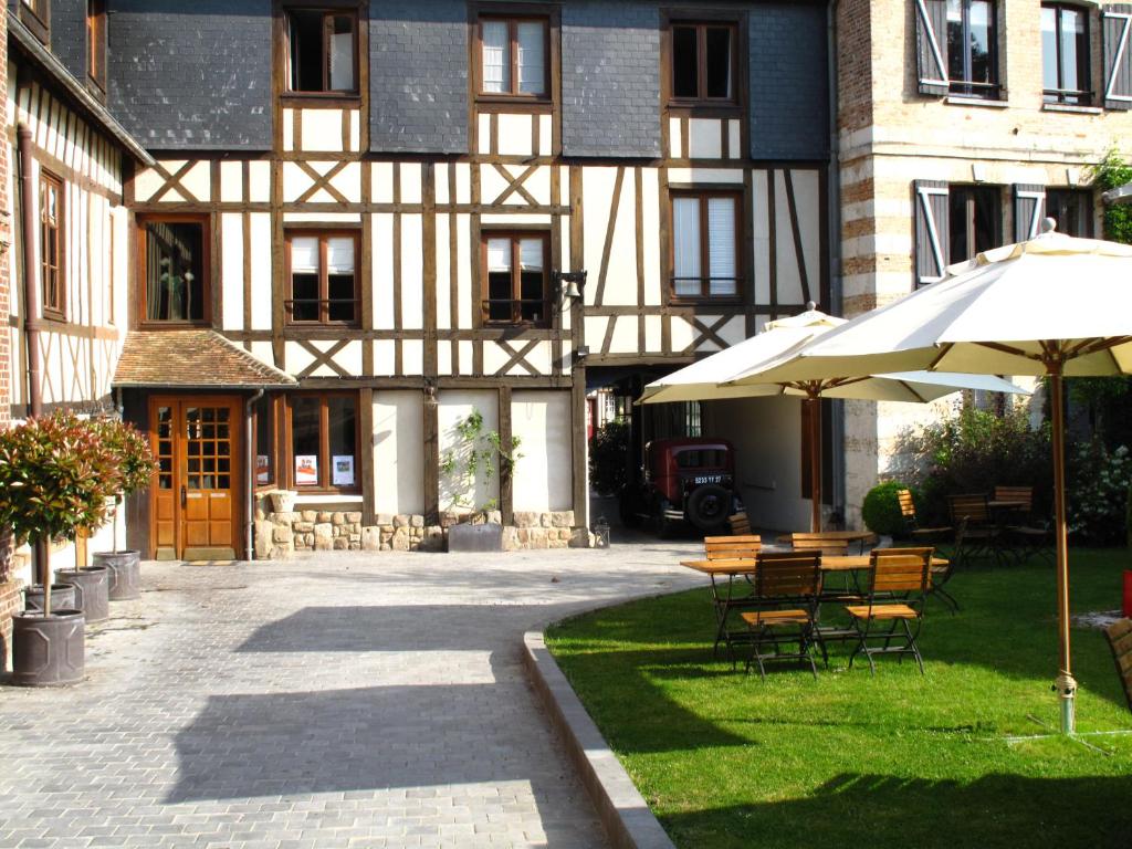 Hotel Lyons La Foret La Licorne Hotel Lyons La Foret La Licorne