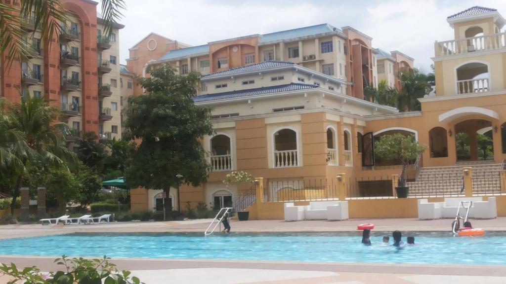 Langel Apartelle At Chateau Elysee Ritz 709 A Apartment In - 