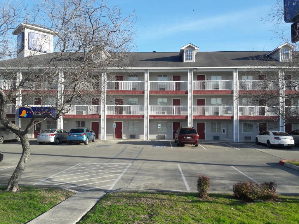 InTown Suites Extended Stay San Antonio TX - Nacogdoches Road photo