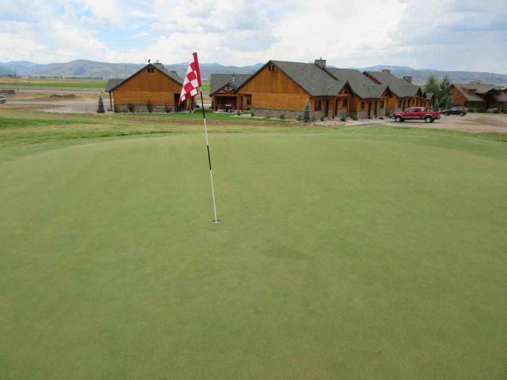 Townhomes on the Green photo