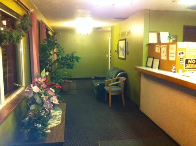 Landmark Inn photo