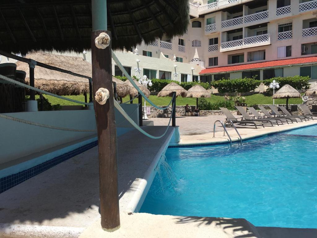 Cancun Plaza - Best Beach photo