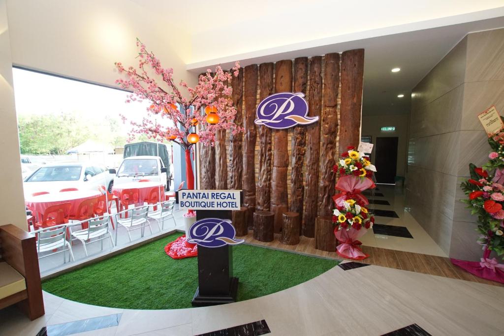 Pantai Regal Hotel