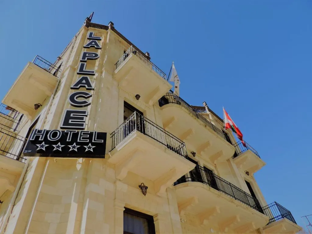 La Place Hotel, hotel v destinaci Zahlé