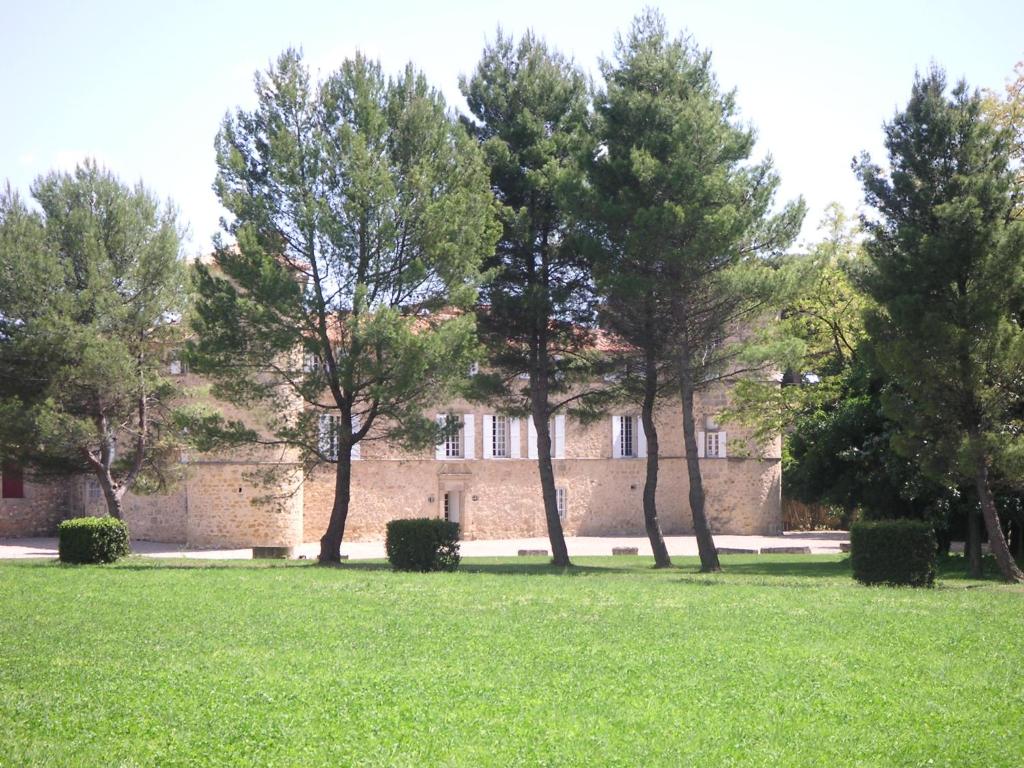 Chateau de Jonquieres - Herault photo