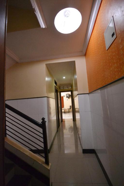 Hotel Madhava photo