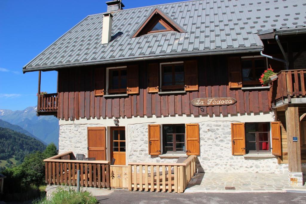 Chalet La Fedora - Appartements de charme — Hotel in Vaujany