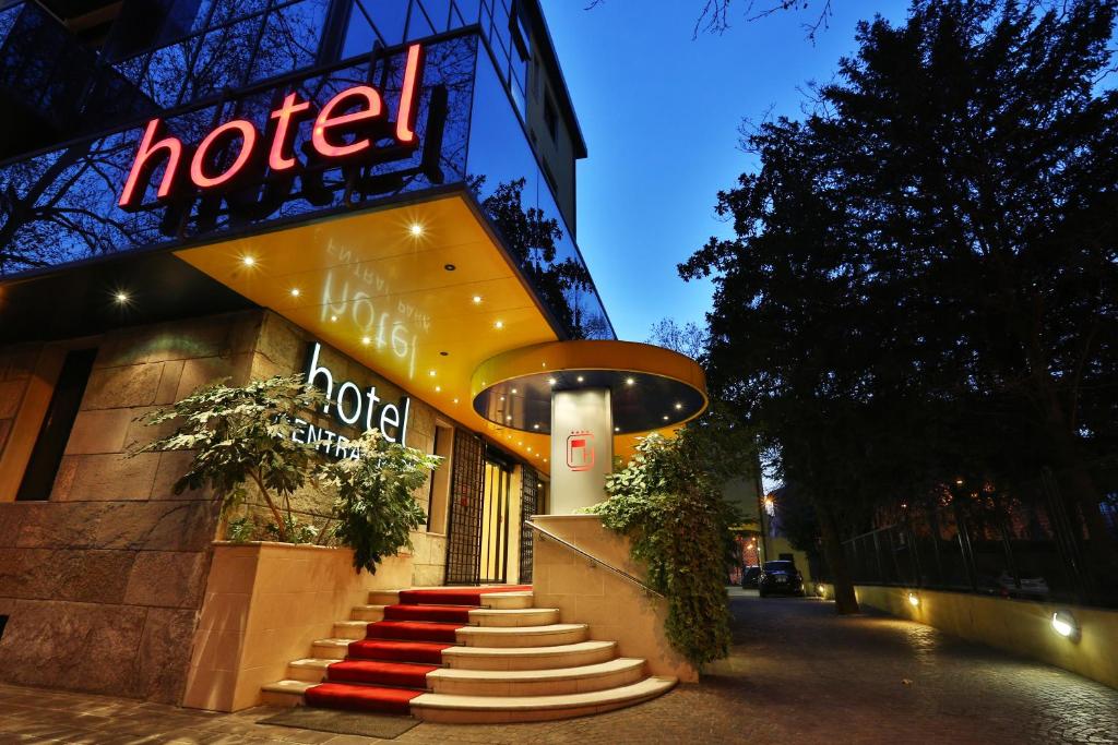 Central Park Hotel photo
