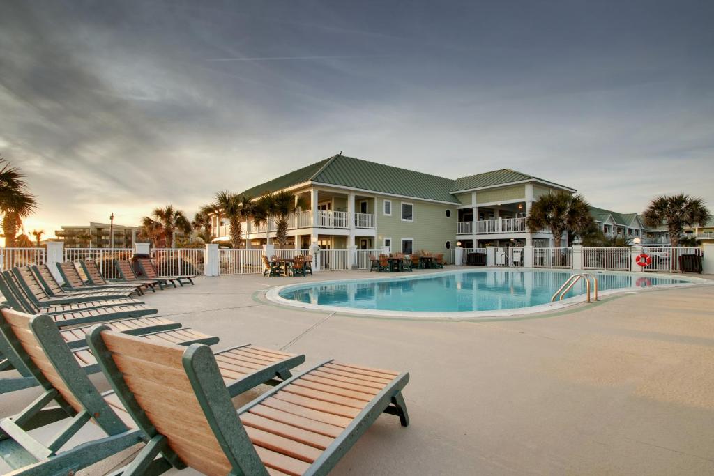 Islander Hotel & Resort photo