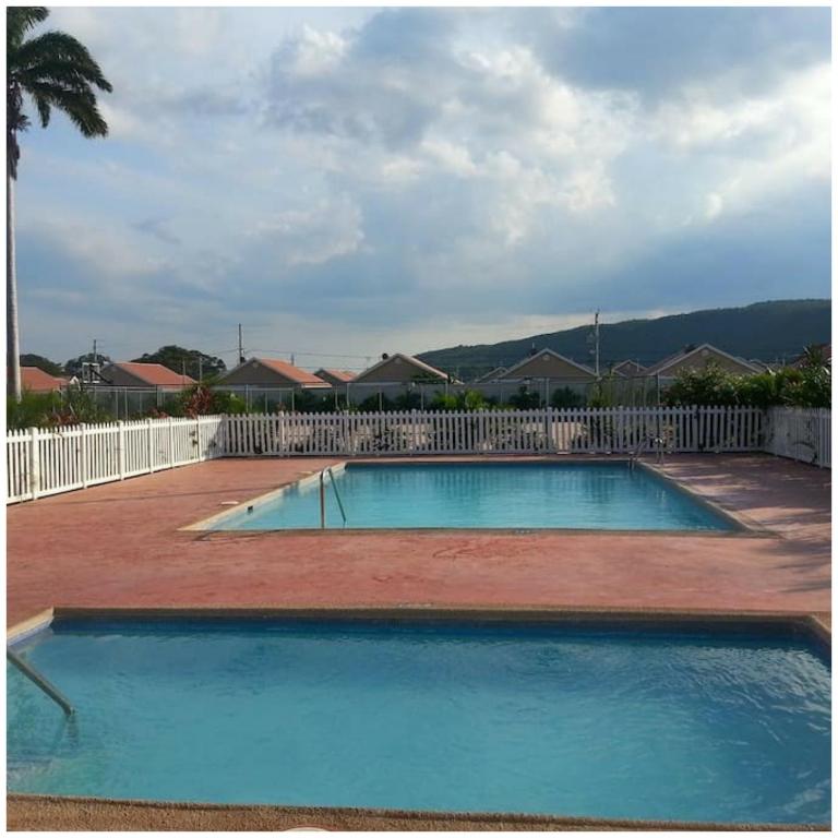CAYMANAS ESTATE TWO BEDROOM ,GATE COMMUNITY photo