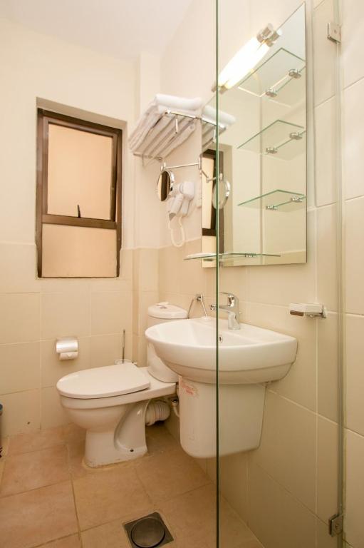 Waridi Paradise Hotel and Suites photo