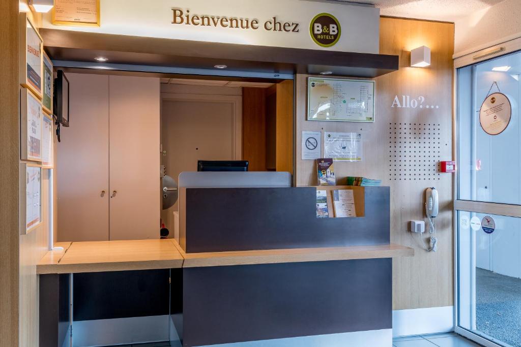 B&B HOTEL Bordeaux Lormont photo