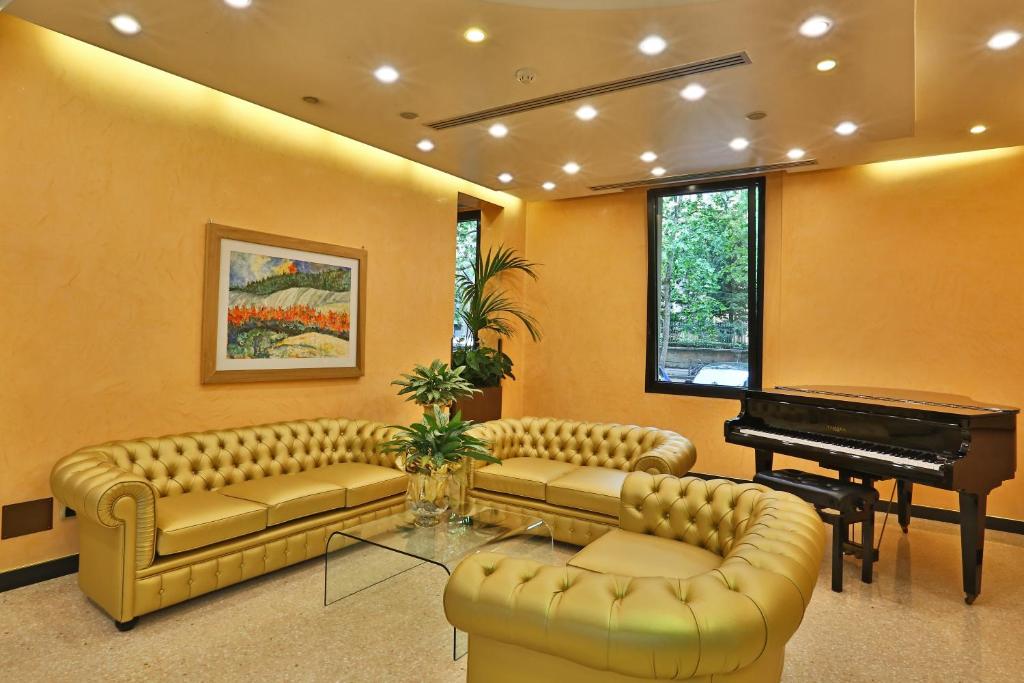 Central Park Hotel photo