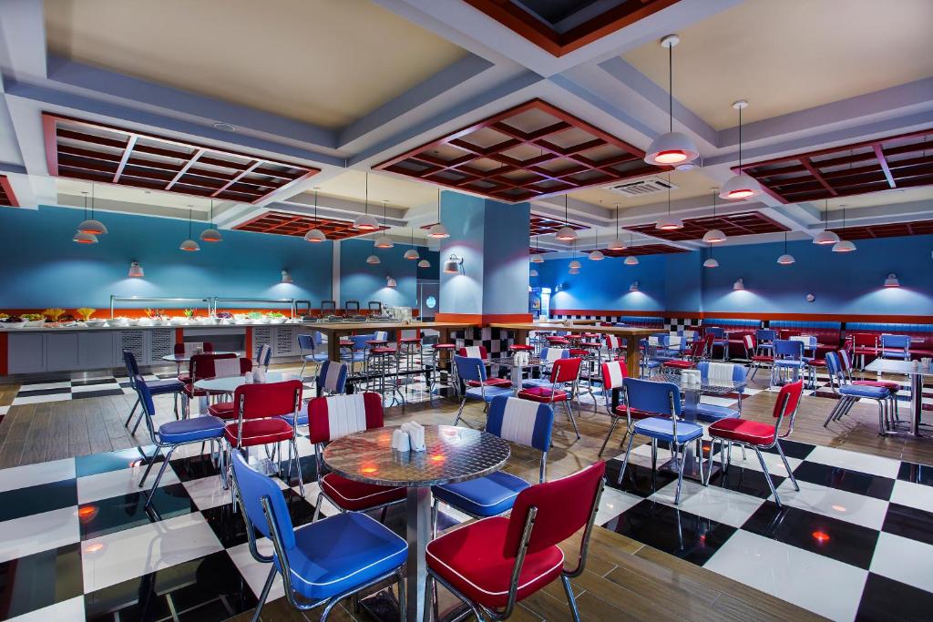 Eftalia Ocean — Restaurant & bars in Turkler