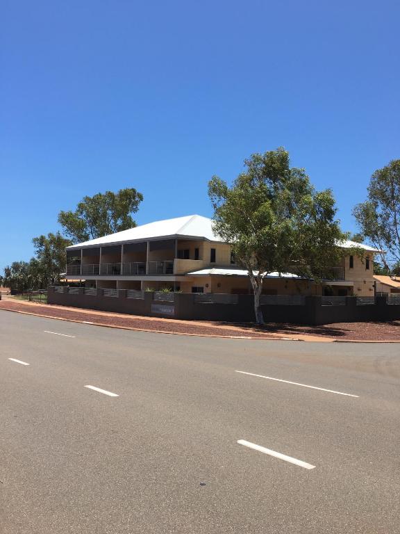 Karratha Apartments for Rent, Australia price from 56 of Hotels