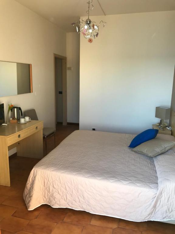 Hotel La Sirenetta photo