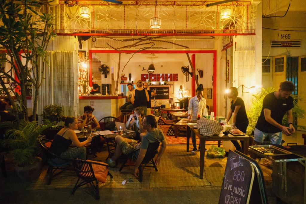 Pomme Hostel — Hotel in Battambang