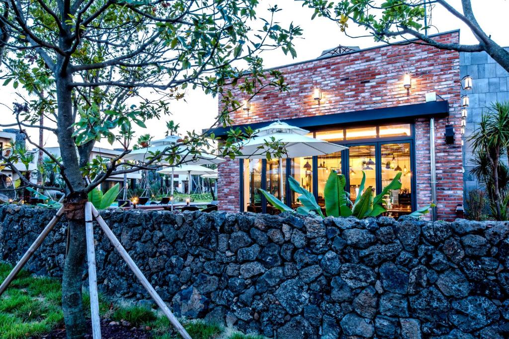 Arts Spa and Pool Villa photo