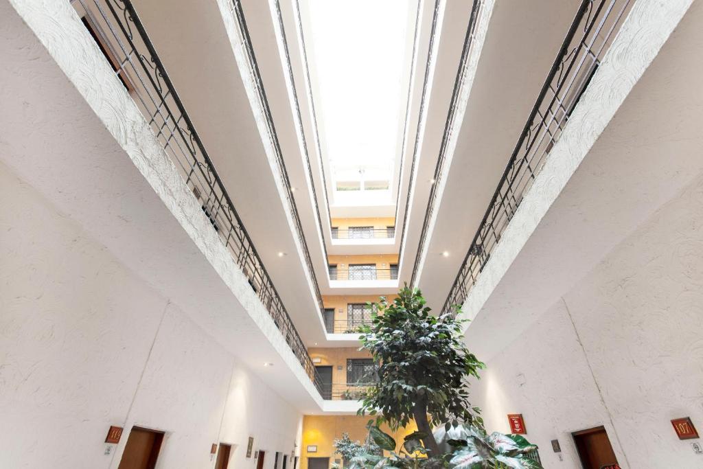 Hotel Gillow — Hotel in Mexico City