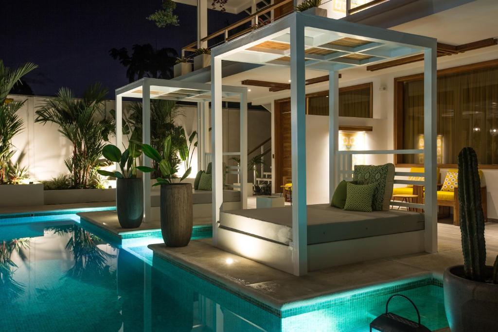 Umami Hotel - Adults Only photo
