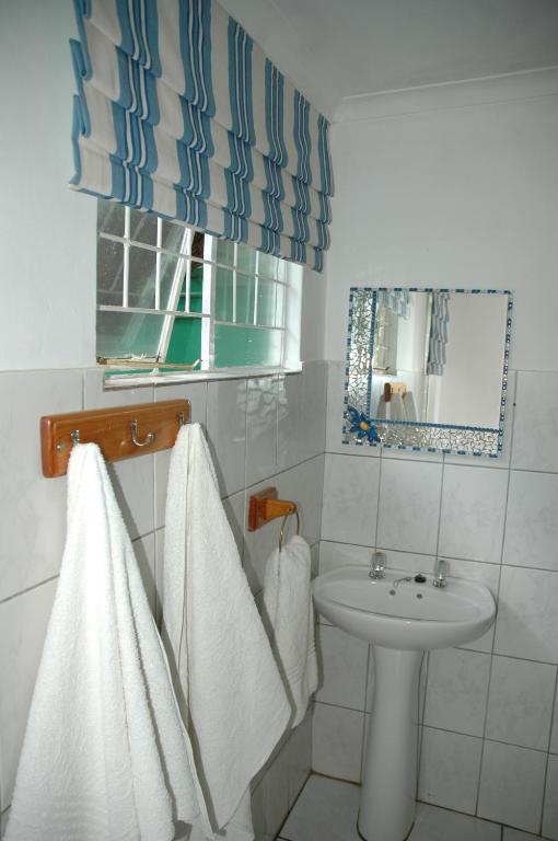 Horse and Mill Guesthouse photo