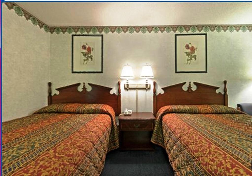 Americas Best Value Inn Anderson Photo 8