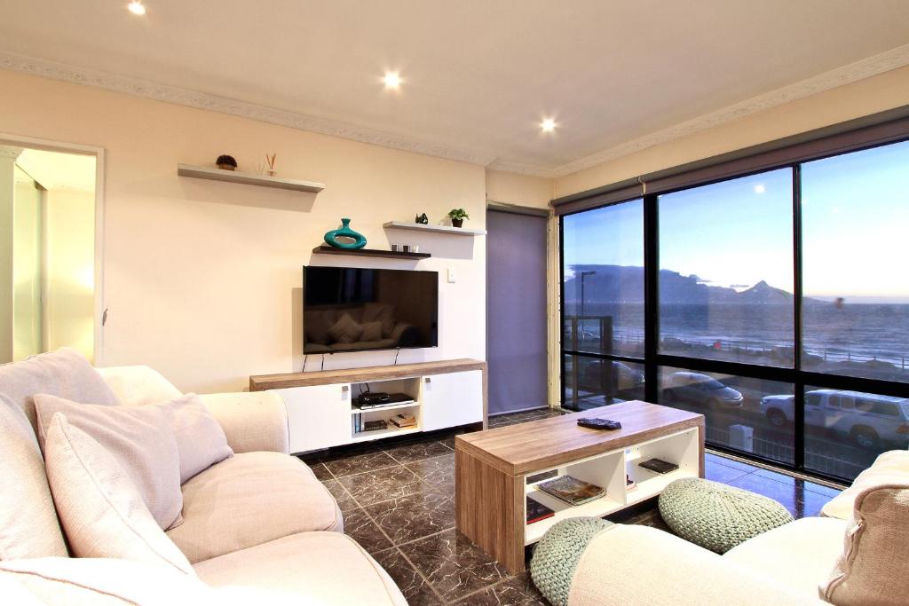 Cap Du Mont Cape Town photo