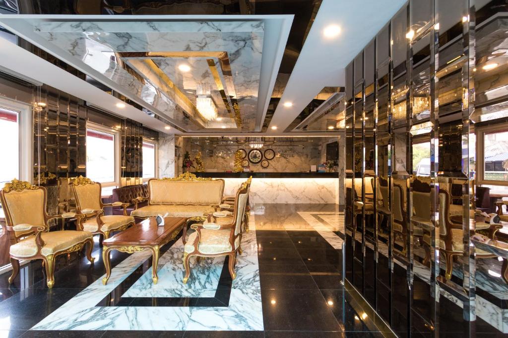 B-your home Hotel Donmueang Airport Bangkok