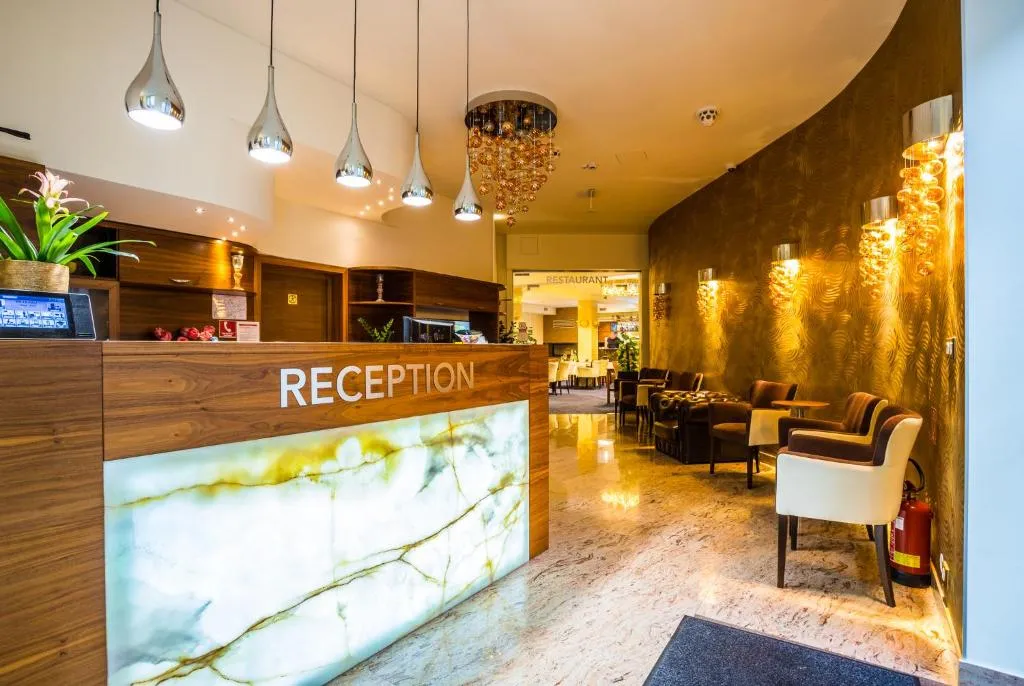 WELLNESS HOTEL LÖWE, hotel in Piešťany