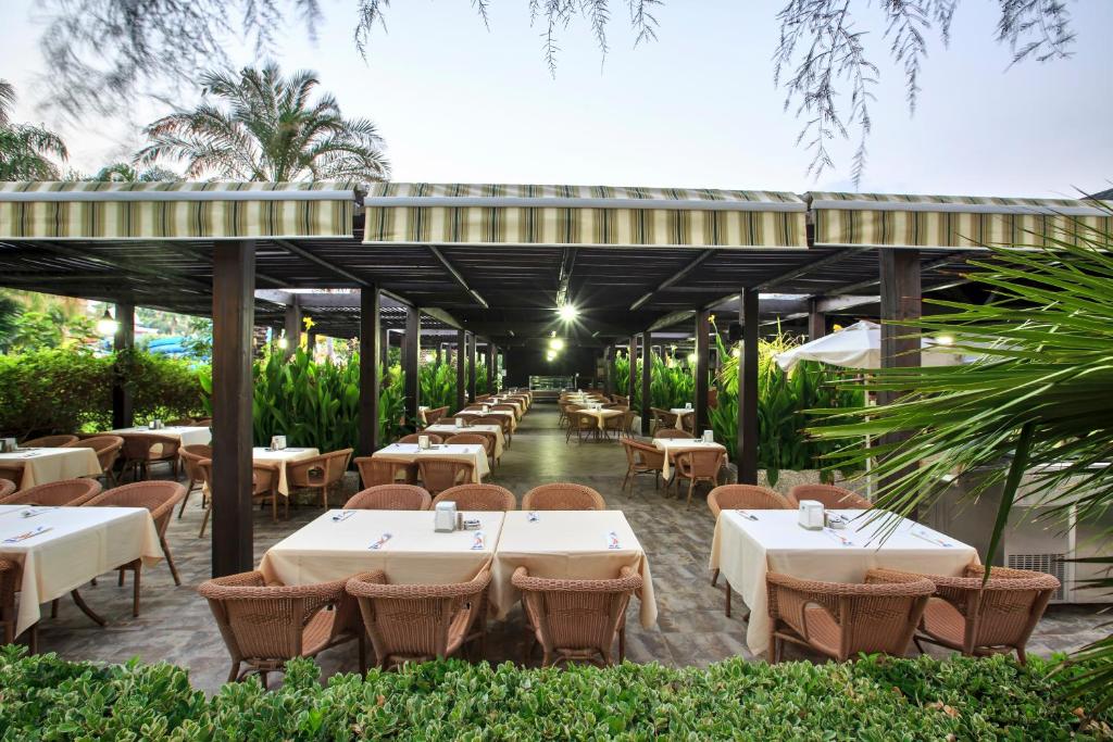 طعام و مشروبات