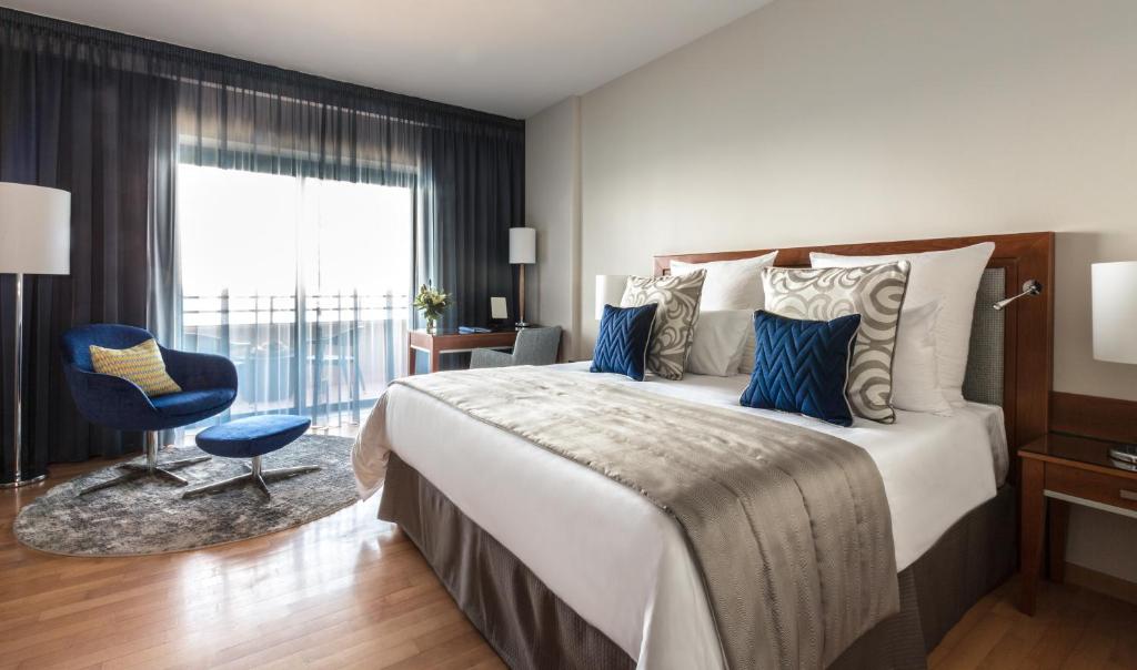 Radisson Sas Bay Point Resort Photo 2